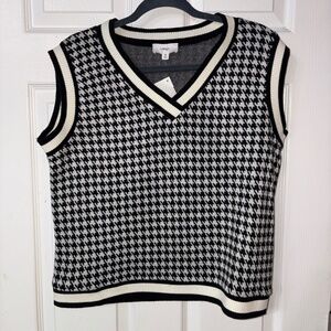 HOUNDS TOOTH SWEATER